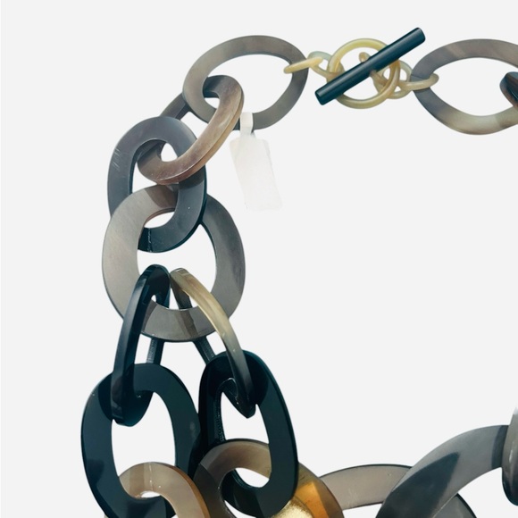 Acrylic Chain Link Chunky statement Necklace Brown/gold - Picture 6 of 6